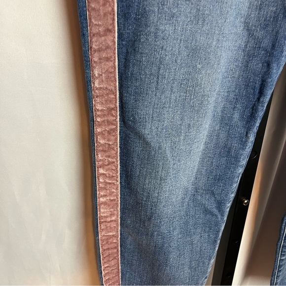 Loft Light Wash Pink Side Stripe Skinny Jeans, size 16 - Picture 6 of 7